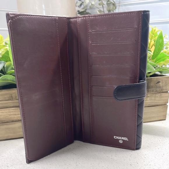 Chanel Classic Long Flat Wallet - Picture 5 of 5